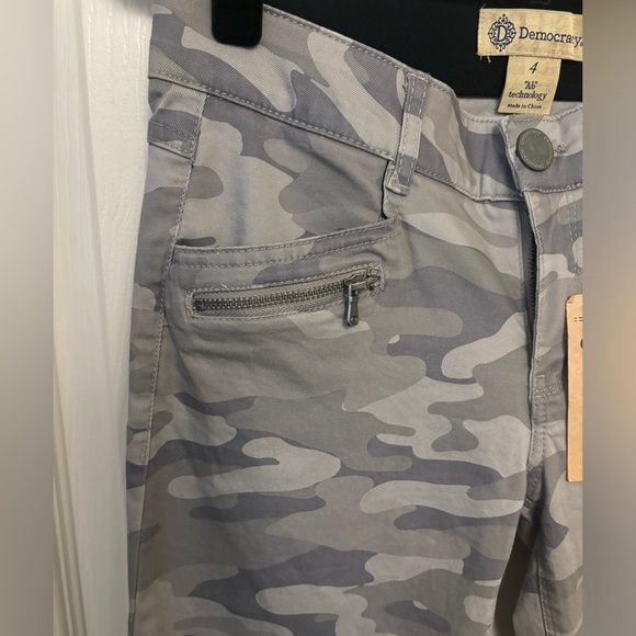 NWT Democracy Ab jeans, size 4 - Picture 4 of 9